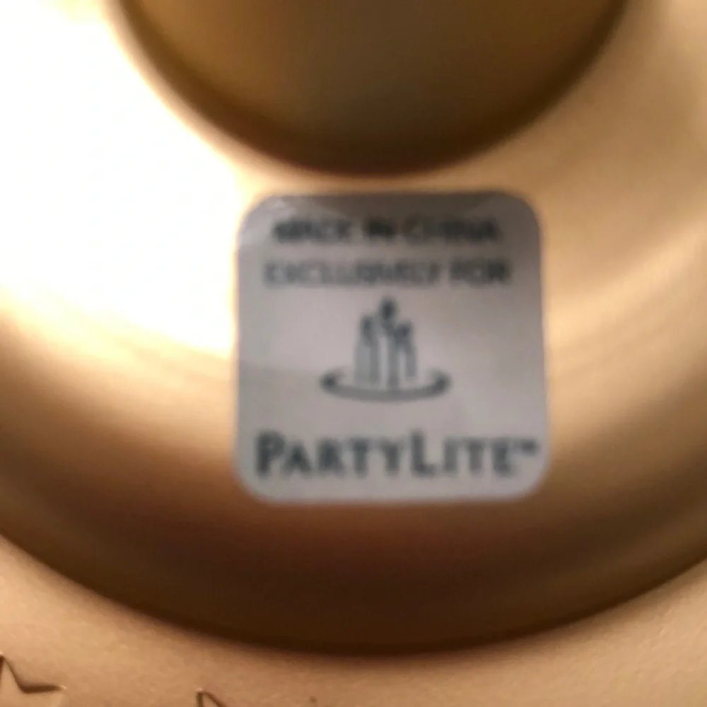 PartyLite Gold Candle Ring with Stars - Picture 4 of 8